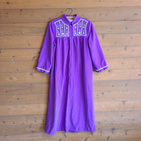 Vintage Other - Vintage Purple Robe Psychedelic Pajama Floral Zip Dressing Gown M Cottagecore
